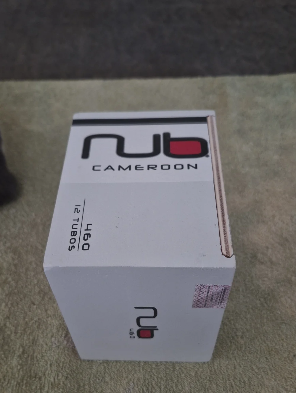 N/A white wooden